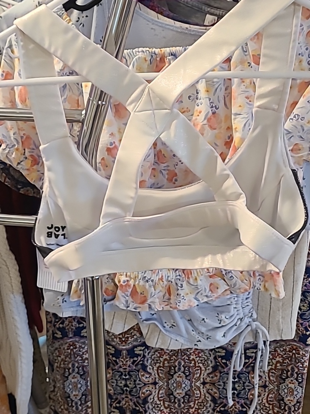 #44 - Joy Lab Sports Bra Crop Top White Silver Black Sparkly, Medium - Picture 3 of 4